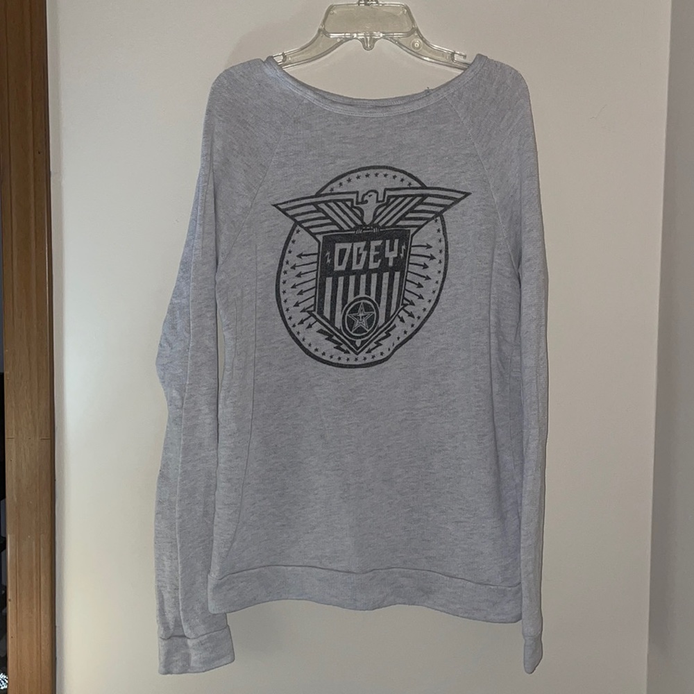 Tan Obey Sweatshirt, Small, not a heavy material, cozy